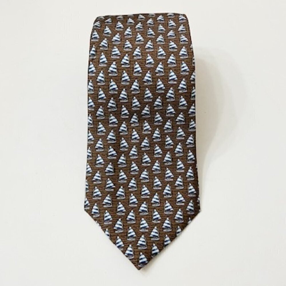 Vineyard Vines Brown Sailboat Print 100% Silk Men's Nautical Tie
